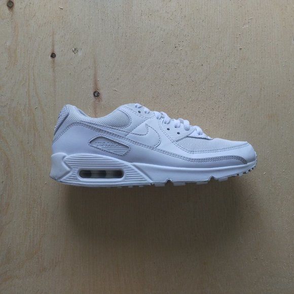 Nike Air Max - Excellent Condition (Cross Listing) - Picture 4 of 14